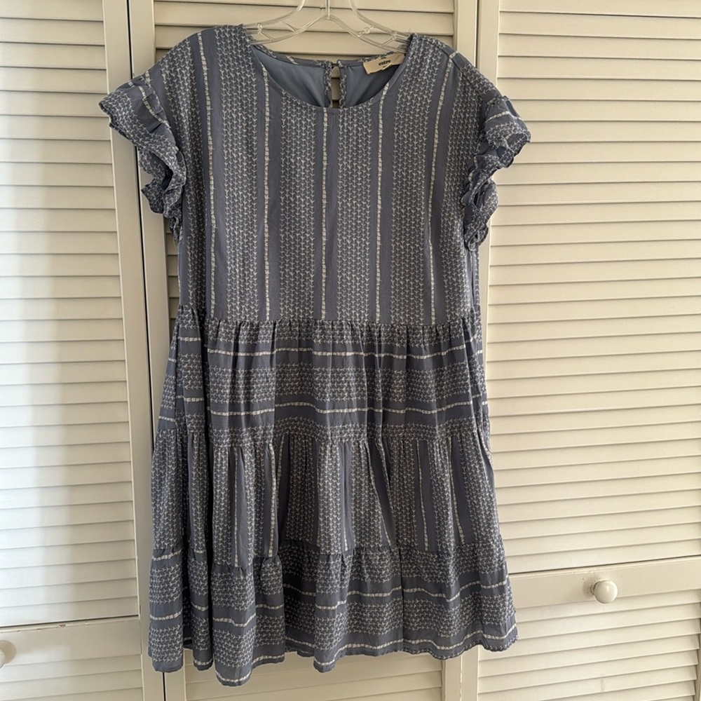 Entro size small dress excellent like new condition!